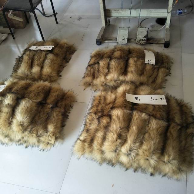 高科技發(fā)展快：無縫針織機(jī)3分鐘一件。毛領(lǐng)行業(yè)甘愿一直純手工嗎？-551