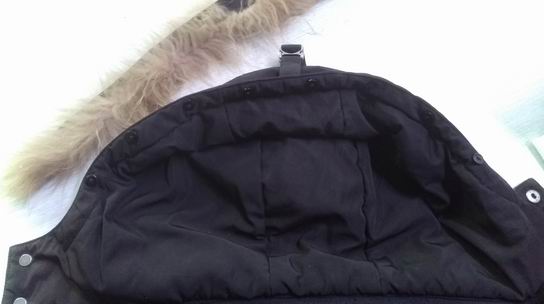為什么毛領扣眼有兩排？羽絨服單排扣怎么辦？-684